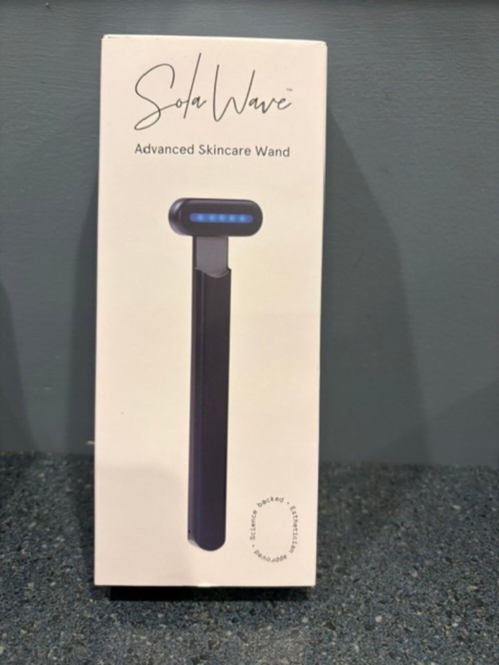 Solawave Blue Light Wand